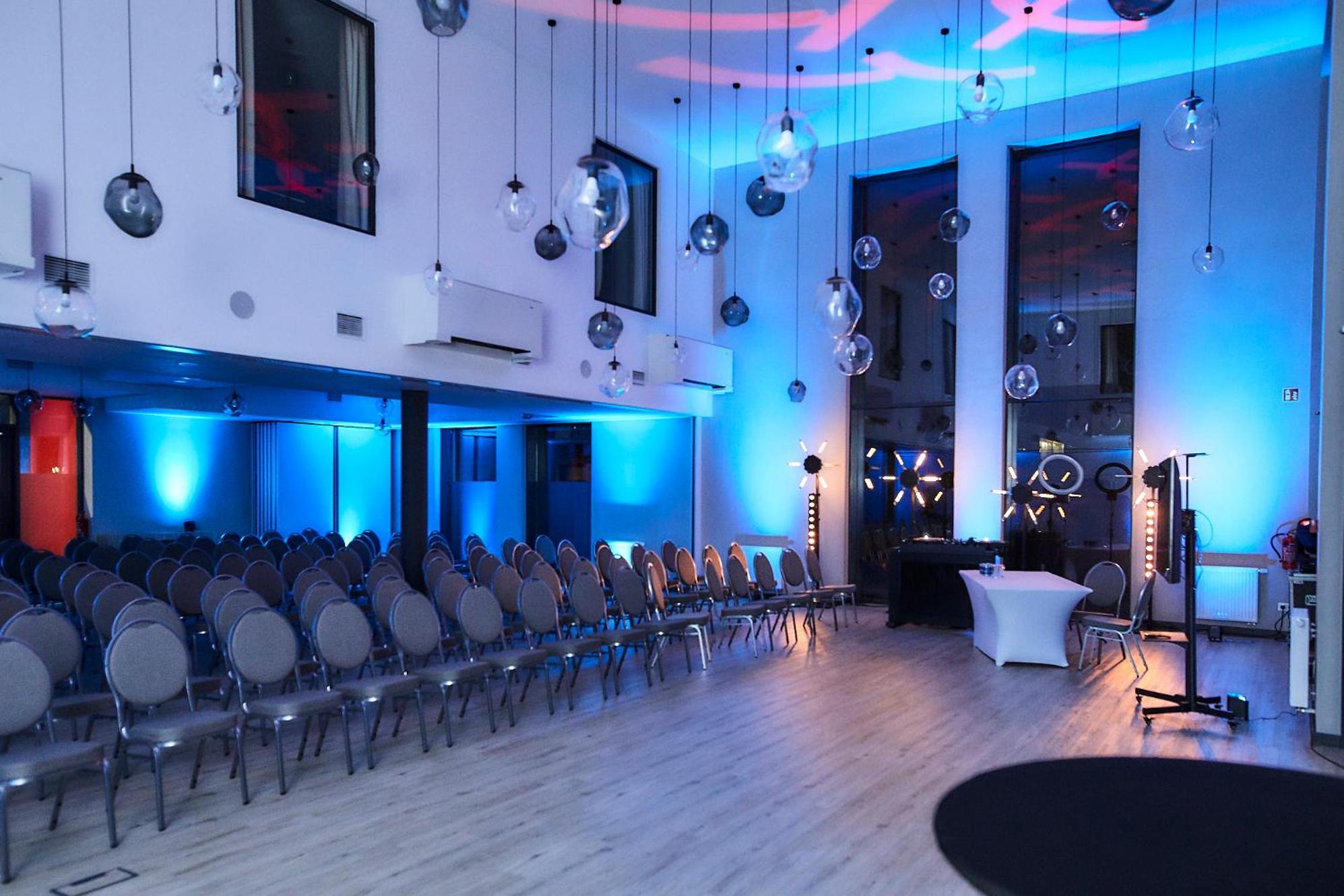 Tulip Inn Zyrardow Zewnętrze zdjęcie