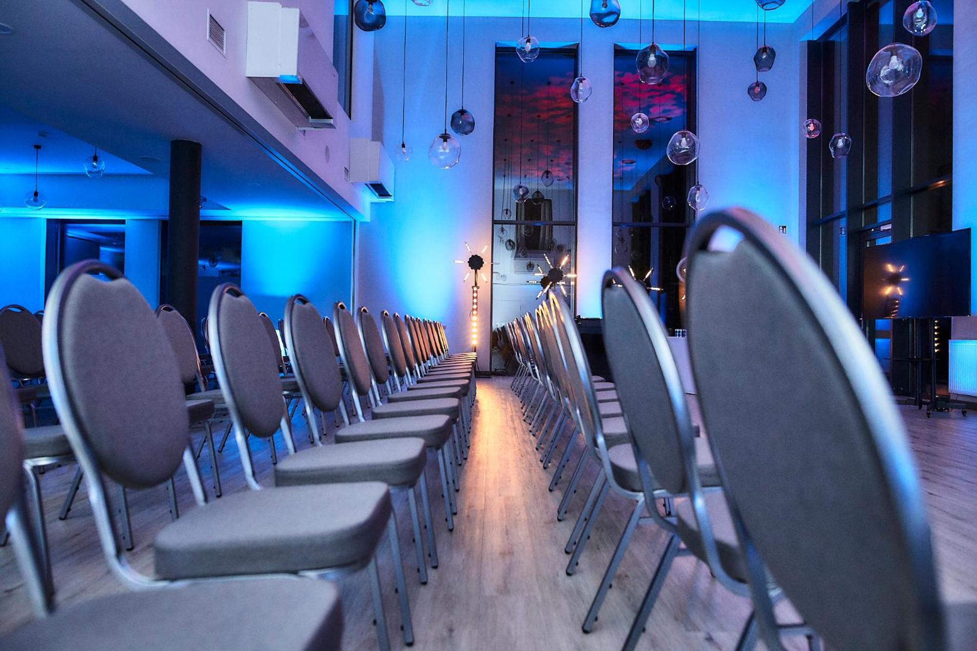 Tulip Inn Zyrardow Zewnętrze zdjęcie