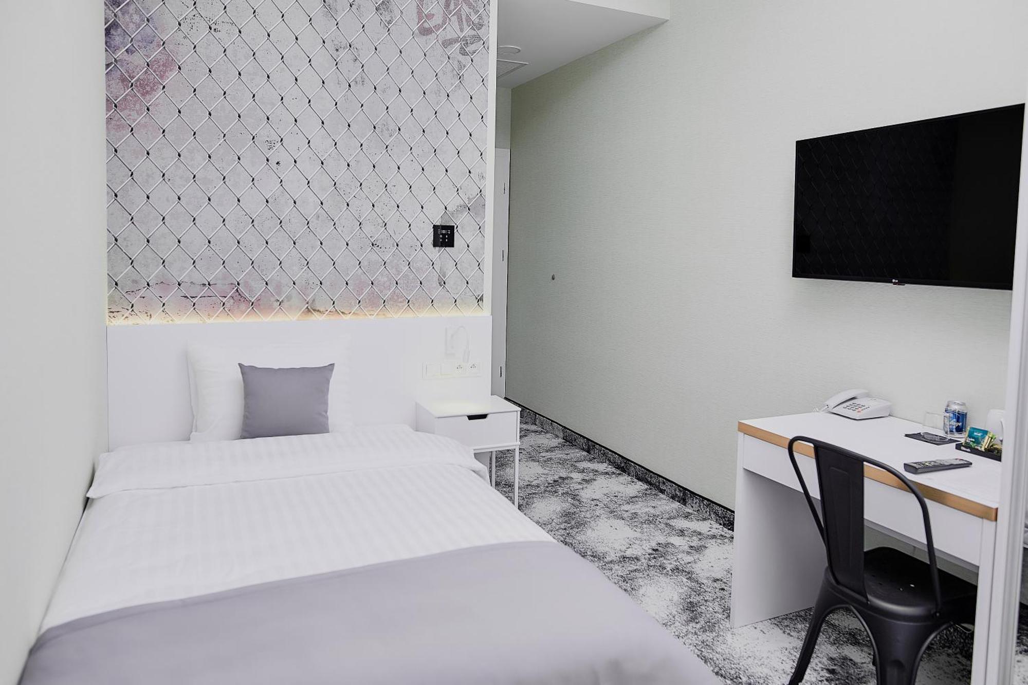 Tulip Inn Zyrardow Zewnętrze zdjęcie