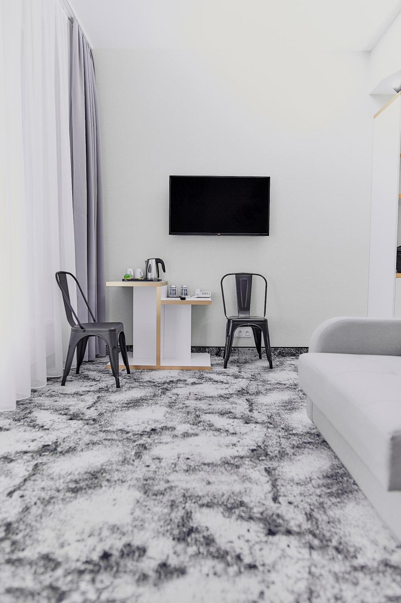 Tulip Inn Zyrardow Zewnętrze zdjęcie