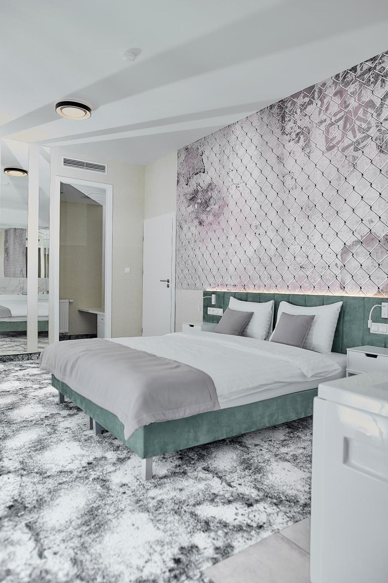 Tulip Inn Zyrardow Zewnętrze zdjęcie