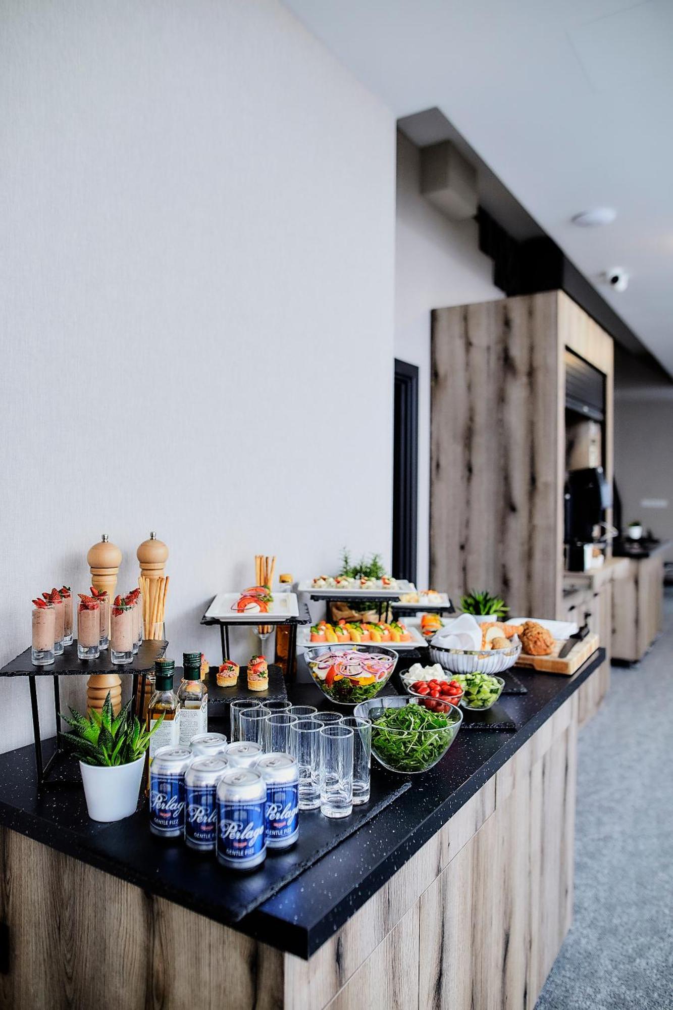Tulip Inn Zyrardow Zewnętrze zdjęcie